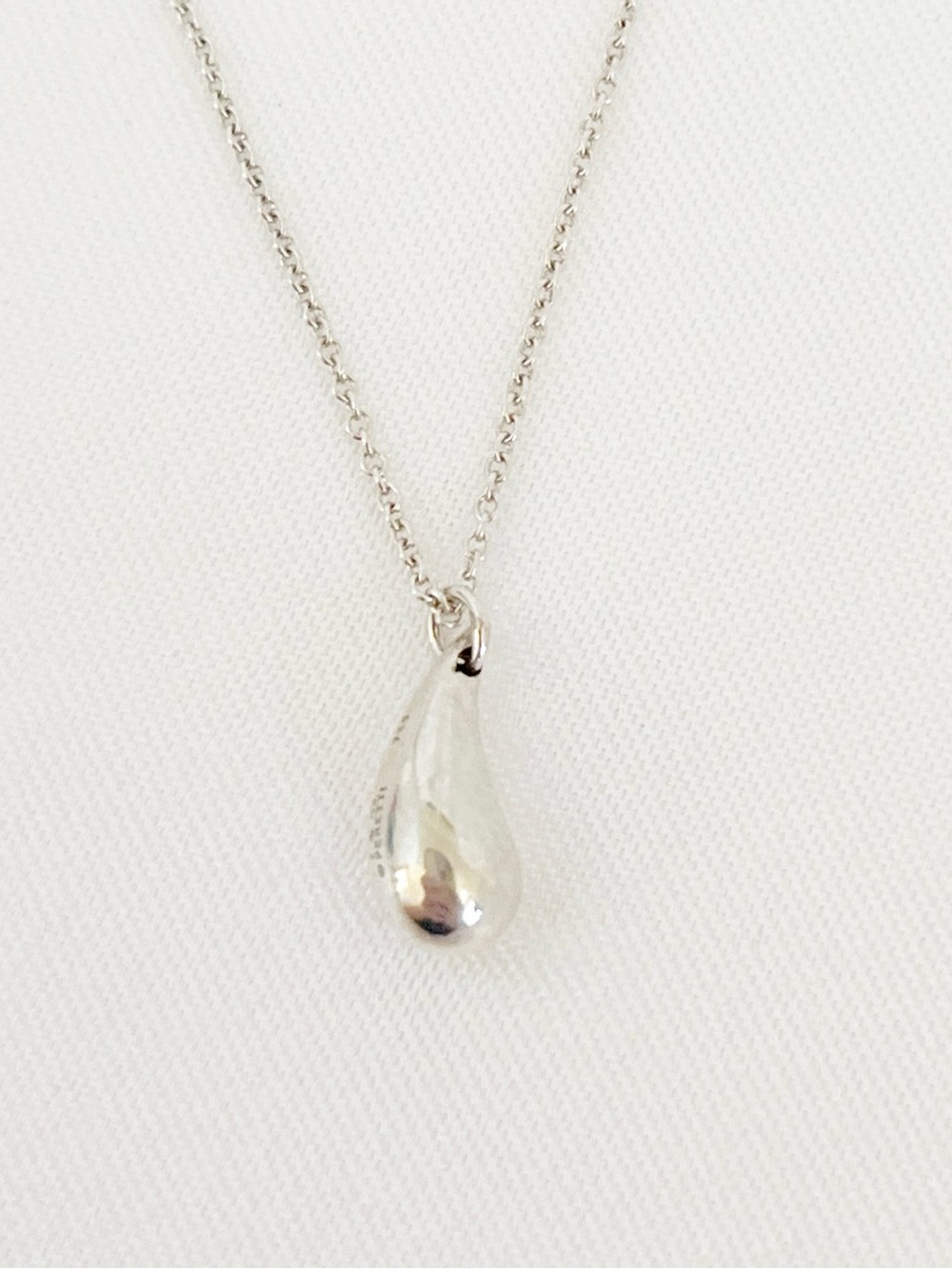 TIFFANY & CO Teardrop Necklace Elsa Peretti Pendant Sterling Silver 925 16 Inch